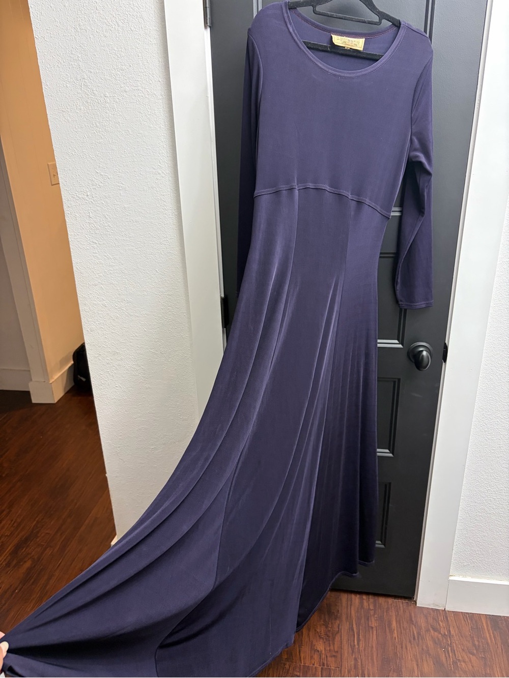 Double D Ranch Vintage Long-Sleeve Maxi Dress in Navy